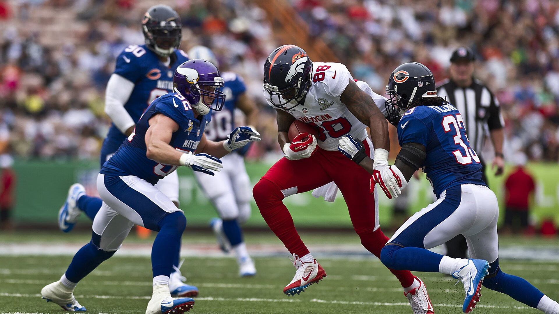 《泰晤士报》：荷兰女足在预选赛中与德国队激战，荷兰女足球