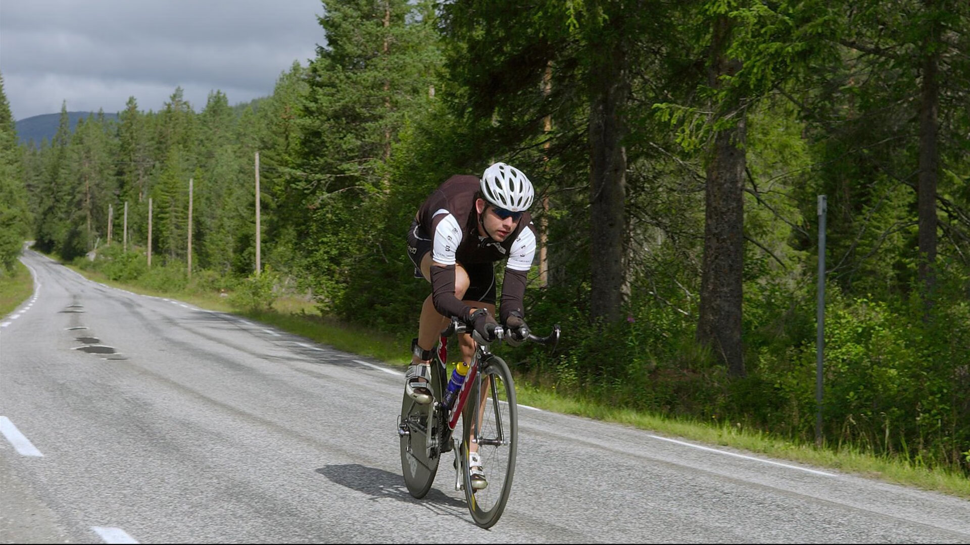 法国主帅回应批评：我全盘负责，法国足球主帅