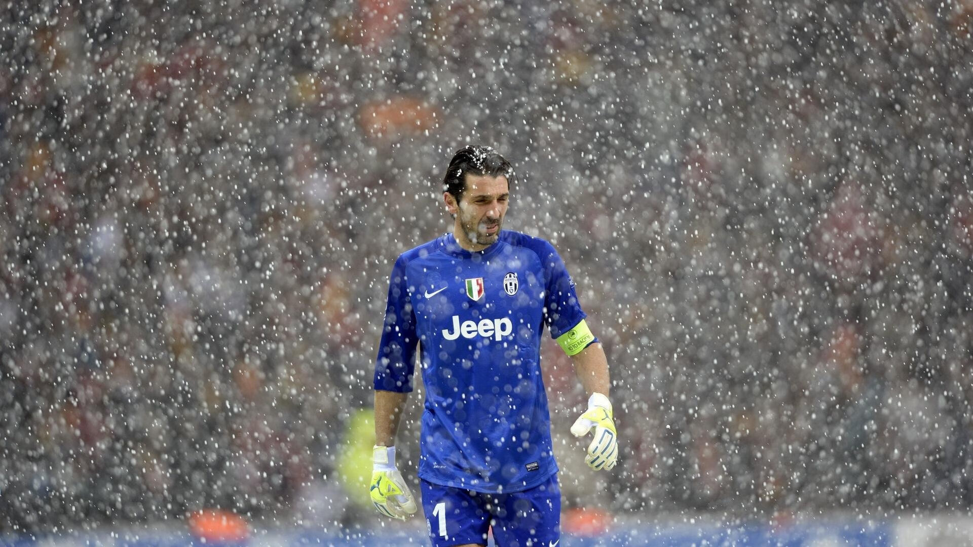 开云电竞app-法国队止步欧洲杯八强，德尚面临下课压力，欧洲杯f组法国对德国